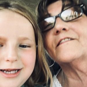 Meet your Posher, Connie